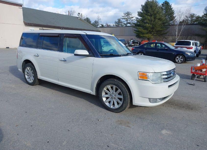 2010 Ford Flex SEL (VIN 2FMHK6CC9ABB21434) main photo