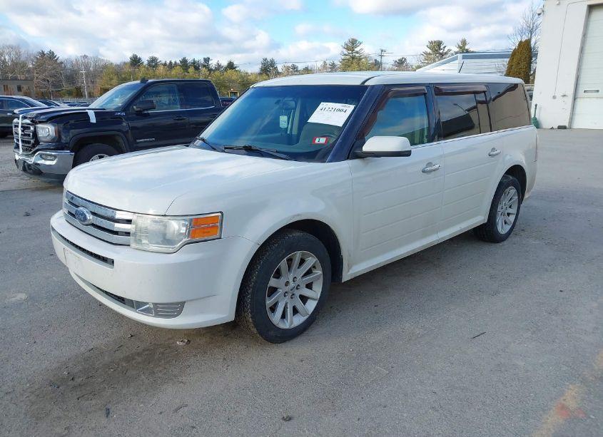 Photo 2 of 2010 Ford Flex SEL (VIN 2FMHK6CC9ABB21434)