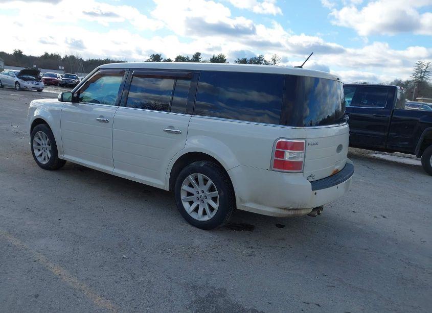 Photo 3 of 2010 Ford Flex SEL (VIN 2FMHK6CC9ABB21434)