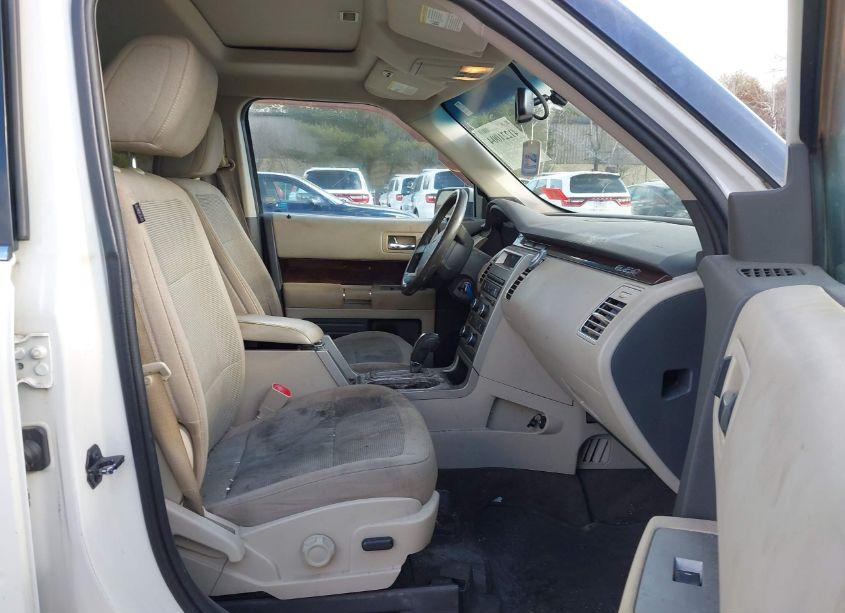 Photo 5 of 2010 Ford Flex SEL (VIN 2FMHK6CC9ABB21434)