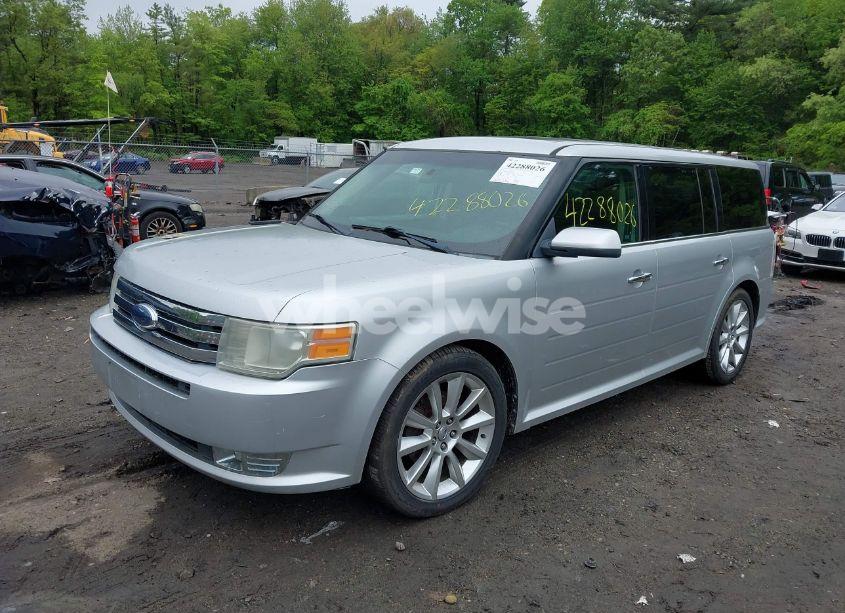 Photo 2 of 2010 Ford Flex SEL (VIN 2FMHK6CT4ABA63202)