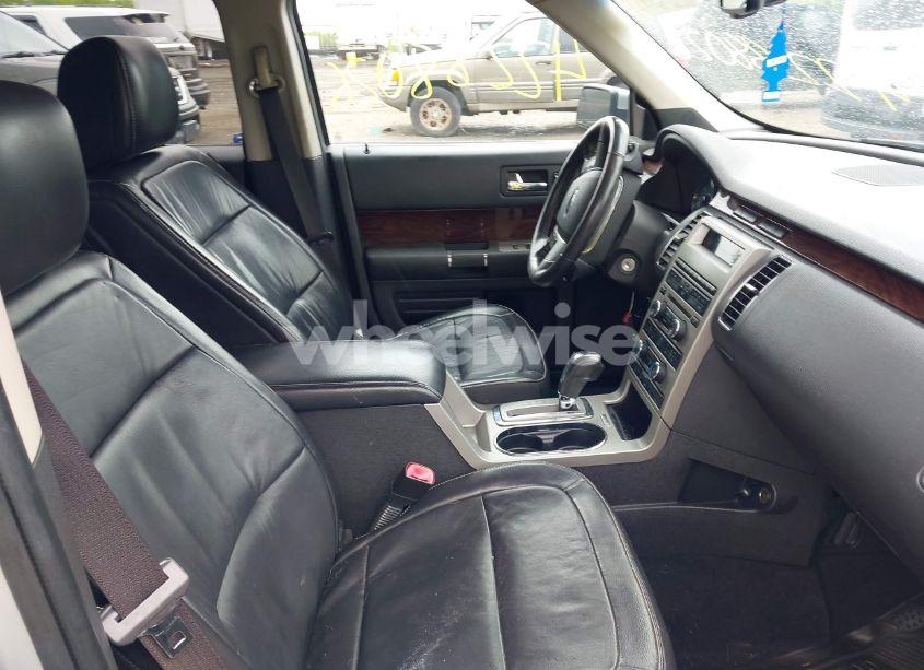 Photo 5 of 2010 Ford Flex SEL (VIN 2FMHK6CT4ABA63202)