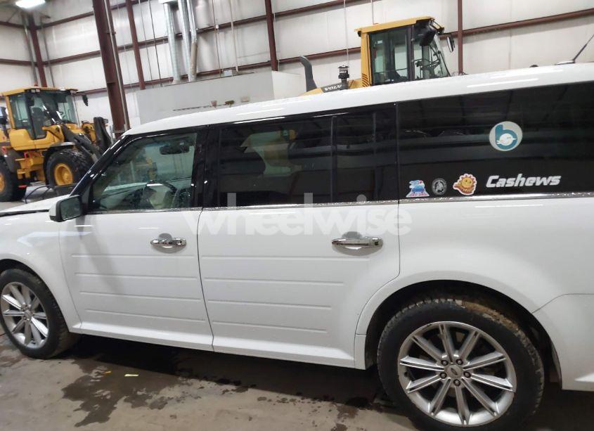 Photo 14 of 2019 Ford Flex LIMITED (VIN 2FMHK6D80KBA34775)
