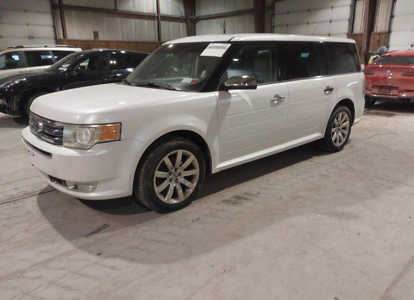 Photo 2 of 2010 Ford Flex LIMITED (VIN 2FMHK6DC0ABA46296)