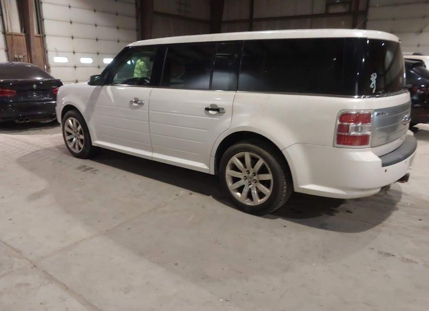 Photo 3 of 2010 Ford Flex LIMITED (VIN 2FMHK6DC0ABA46296)