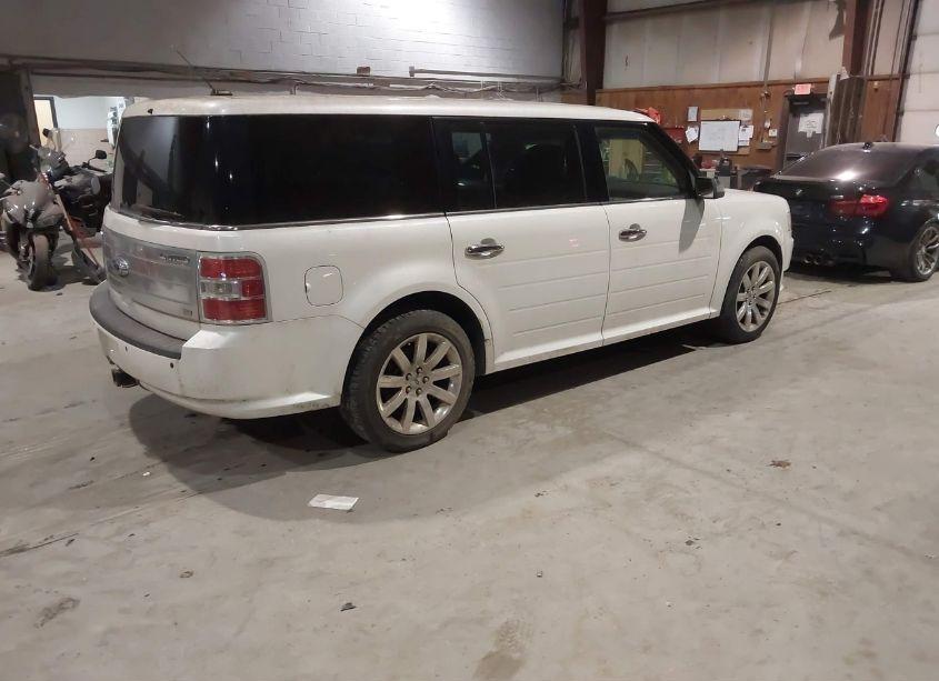 Photo 4 of 2010 Ford Flex LIMITED (VIN 2FMHK6DC0ABA46296)