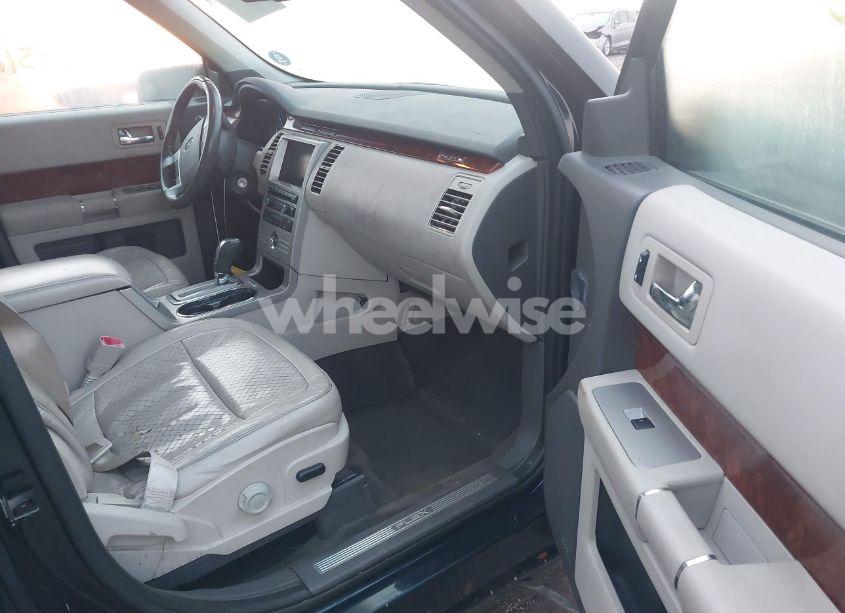 Photo 5 of 2010 Ford Flex LIMITED (VIN 2FMHK6DC4ABA13642)