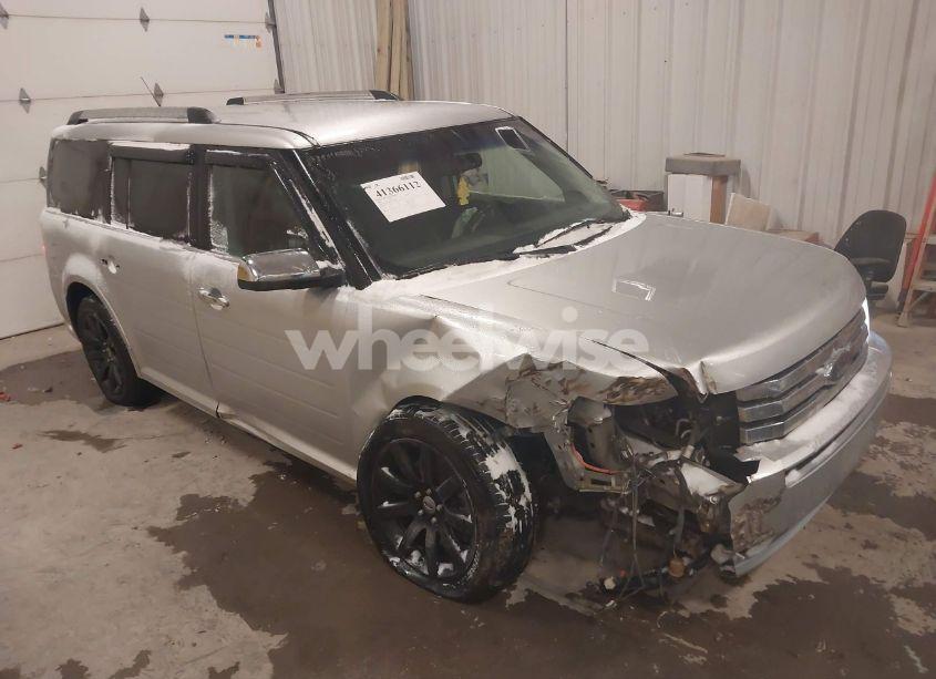 2010 Ford Flex LIMITED (VIN 2FMHK6DC8ABA81300) main photo