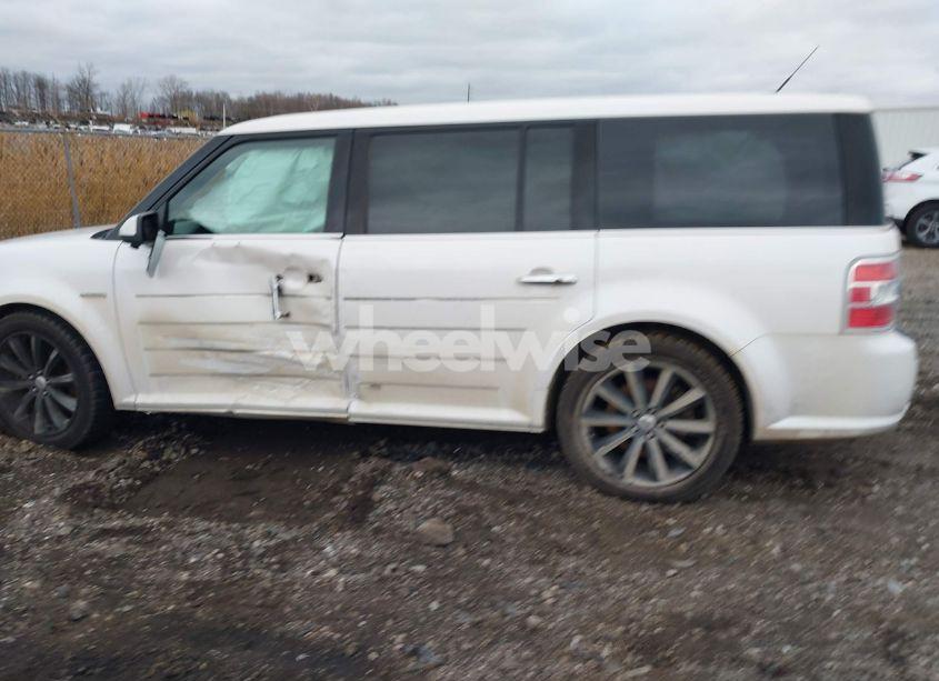 Photo 14 of 2016 Ford Flex LIMITED (VIN 2FMHK6DT2GBA17536)