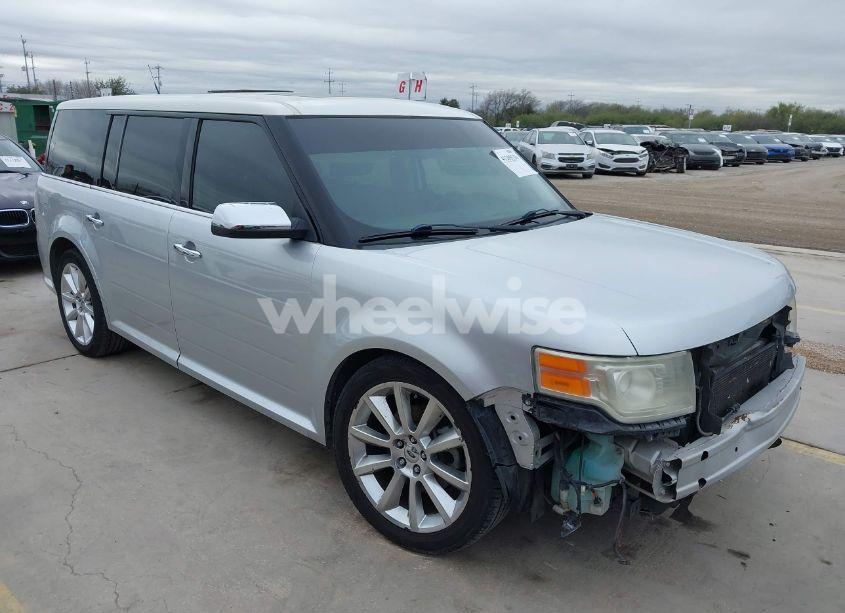 2010 Ford Flex LIMITED (VIN 2FMHK6DT6ABA70411) main photo
