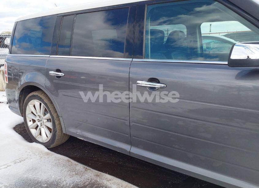 Photo 6 of 2010 Ford Flex LIMITED (VIN 2FMHK6DT7ABA54119)