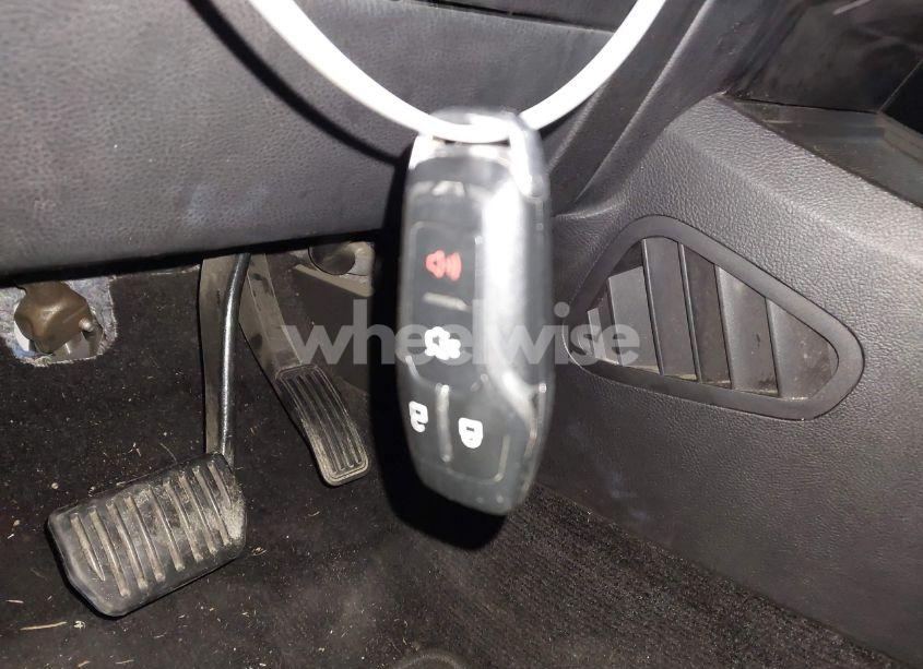 Photo 11 of 2016 Ford Edge SE (VIN 2FMPK3G90GBB51343)