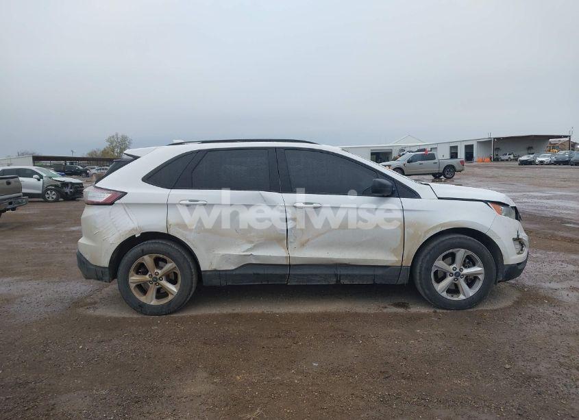 Photo 13 of 2016 Ford Edge SE (VIN 2FMPK3G90GBB51343)
