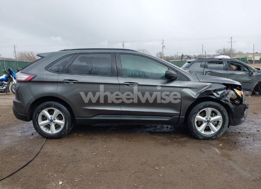 Photo 13 of 2016 Ford Edge SE (VIN 2FMPK3G90GBB51956)