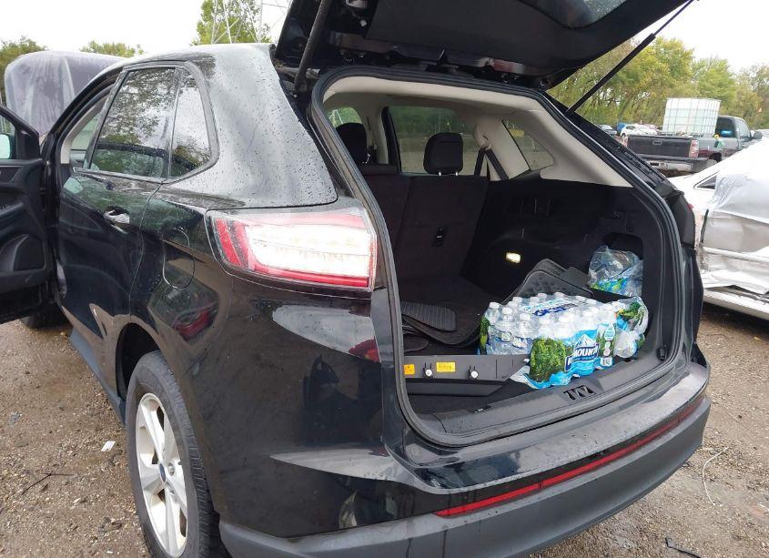 Photo 3 of 2017 Ford Edge SE (VIN 2FMPK3G90HBB30252)