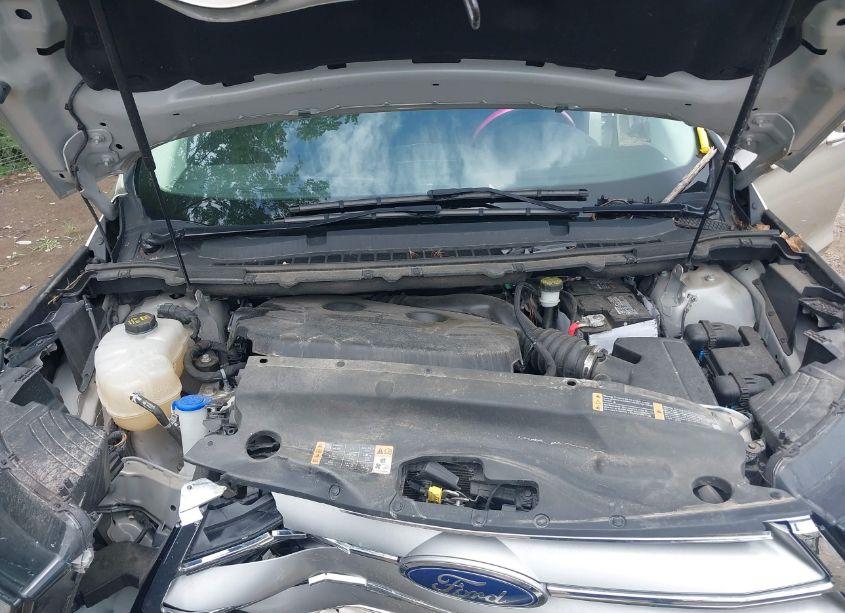 Photo 10 of 2018 Ford Edge SE (VIN 2FMPK3G90JBB03932)
