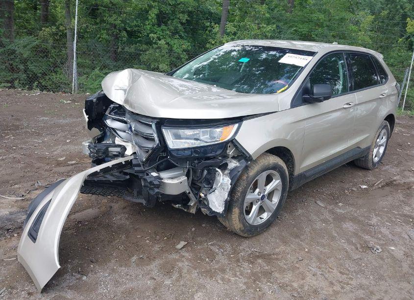 Photo 2 of 2018 Ford Edge SE (VIN 2FMPK3G90JBB03932)