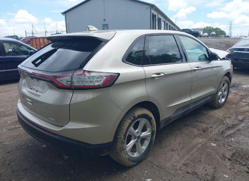 Photo 4 of 2018 Ford Edge SE (VIN 2FMPK3G90JBB03932)