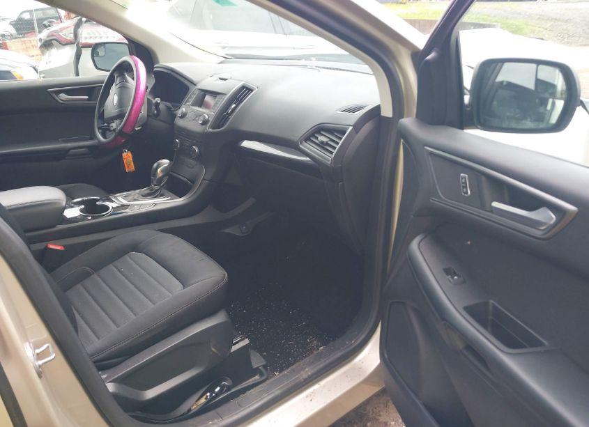 Photo 5 of 2018 Ford Edge SE (VIN 2FMPK3G90JBB03932)