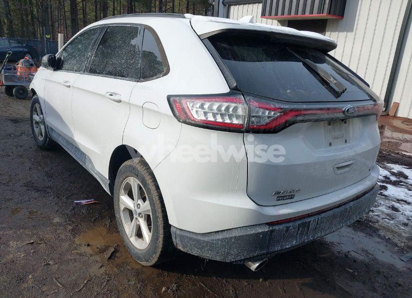 Photo 3 of 2018 Ford Edge SE (VIN 2FMPK3G90JBB70739)