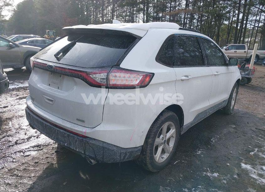 Photo 4 of 2018 Ford Edge SE (VIN 2FMPK3G90JBB70739)