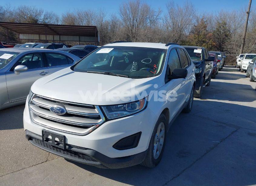 Photo 2 of 2017 Ford Edge SE (VIN 2FMPK3G91HBC54322)