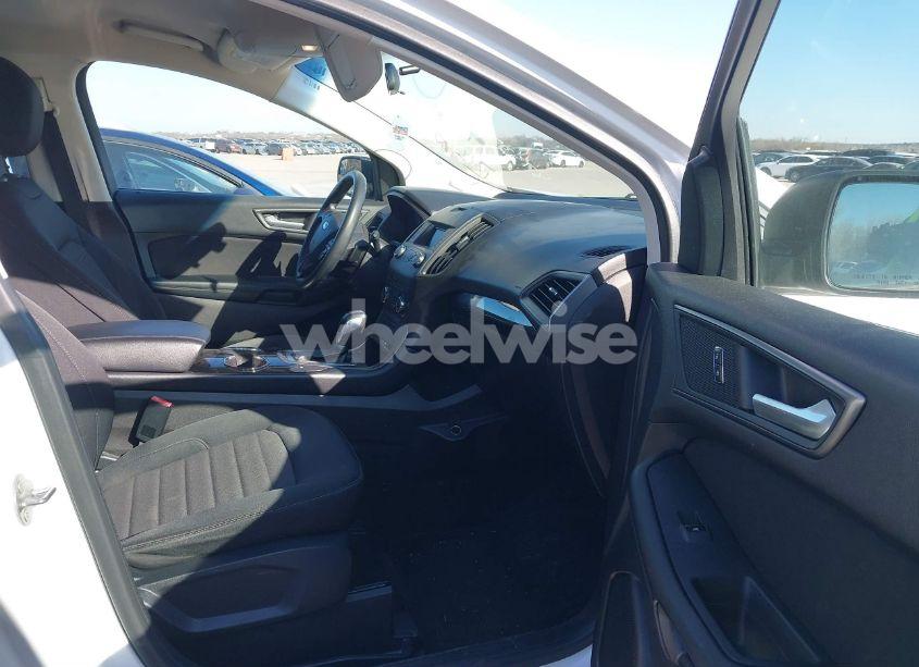 Photo 5 of 2017 Ford Edge SE (VIN 2FMPK3G91HBC54322)