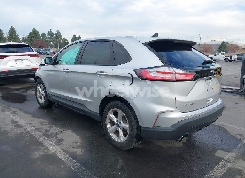 Photo 3 of 2019 Ford Edge SE (VIN 2FMPK3G91KBB13533)
