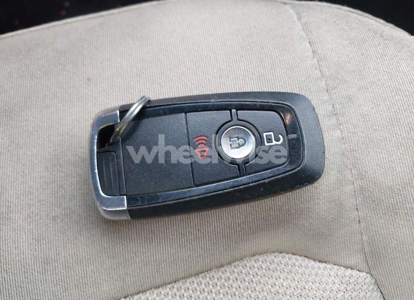 Photo 11 of 2018 Ford Edge SE (VIN 2FMPK3G92JBB48600)