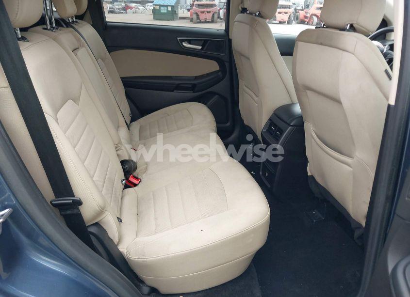 Photo 8 of 2018 Ford Edge SE (VIN 2FMPK3G92JBB48600)