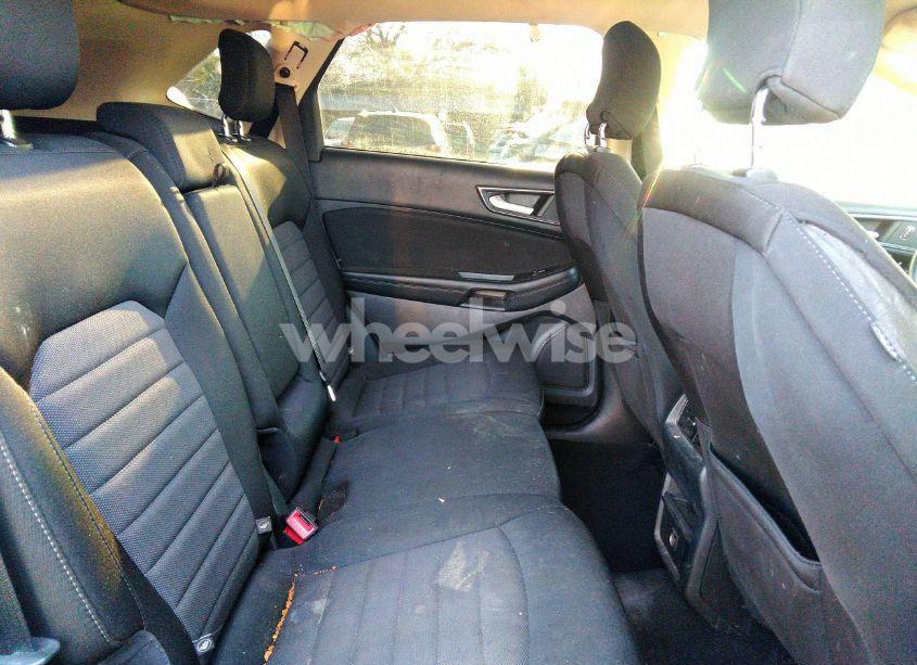 Photo 8 of 2019 Ford Edge SE (VIN 2FMPK3G92KBC19800)