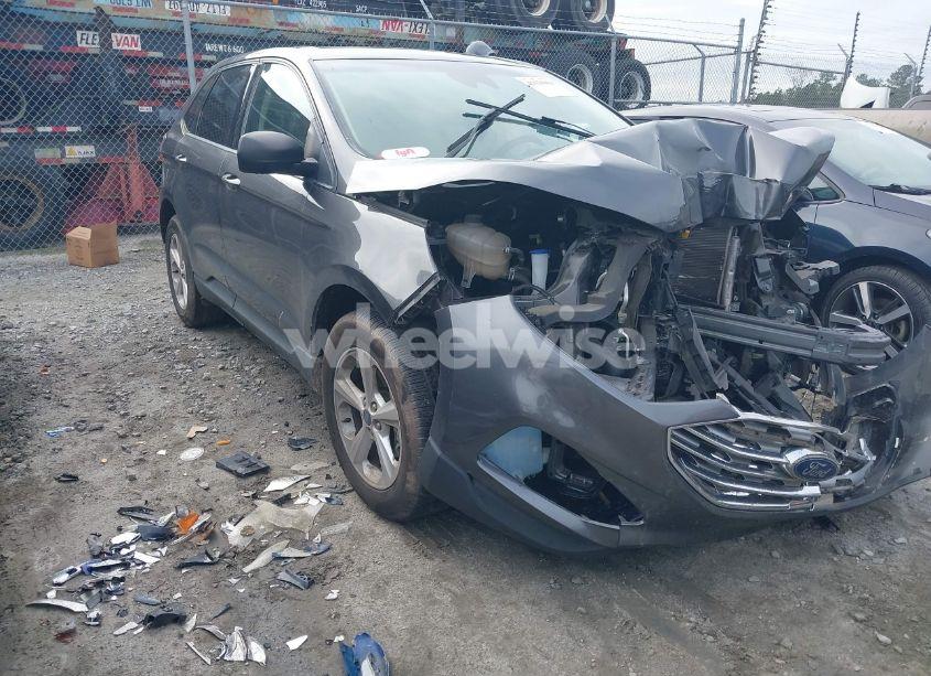 2020 Ford Edge SE (VIN 2FMPK3G92LBA45700) main photo