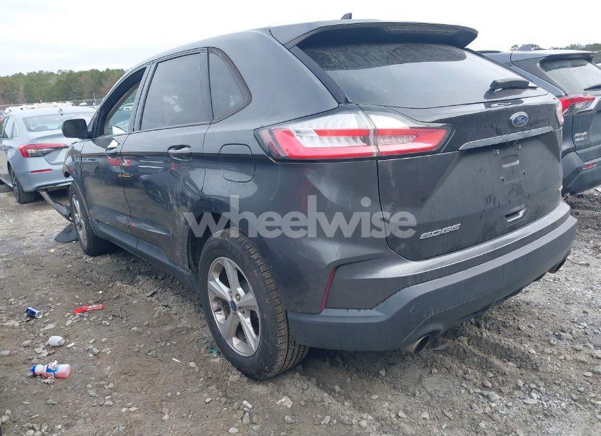 Photo 3 of 2020 Ford Edge SE (VIN 2FMPK3G92LBA45700)