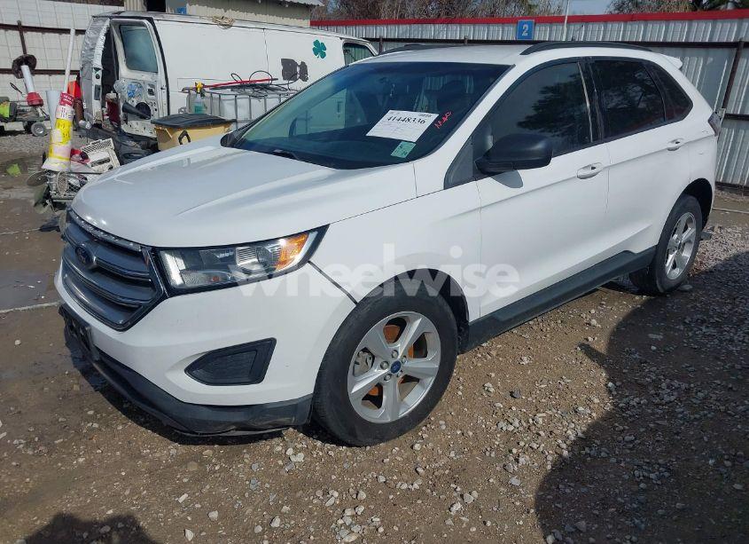Photo 2 of 2016 Ford Edge SE (VIN 2FMPK3G93GBB60179)