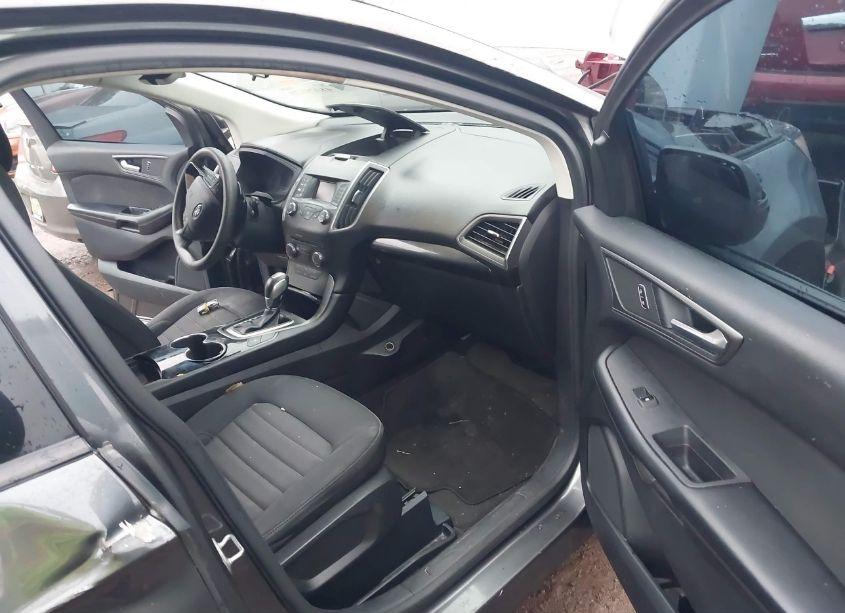 Photo 5 of 2016 Ford Edge SE (VIN 2FMPK3G93GBB82540)