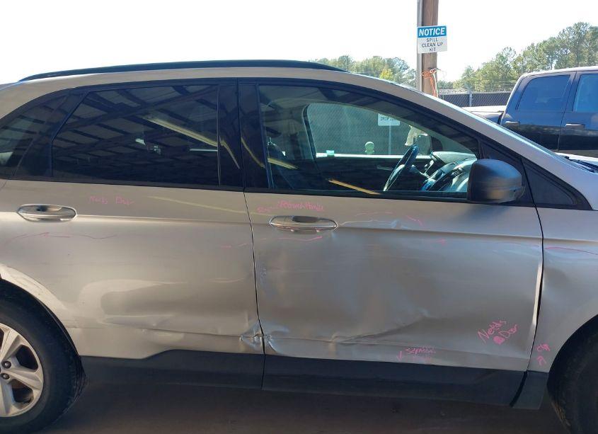 Photo 13 of 2016 Ford Edge SE (VIN 2FMPK3G93GBC40470)