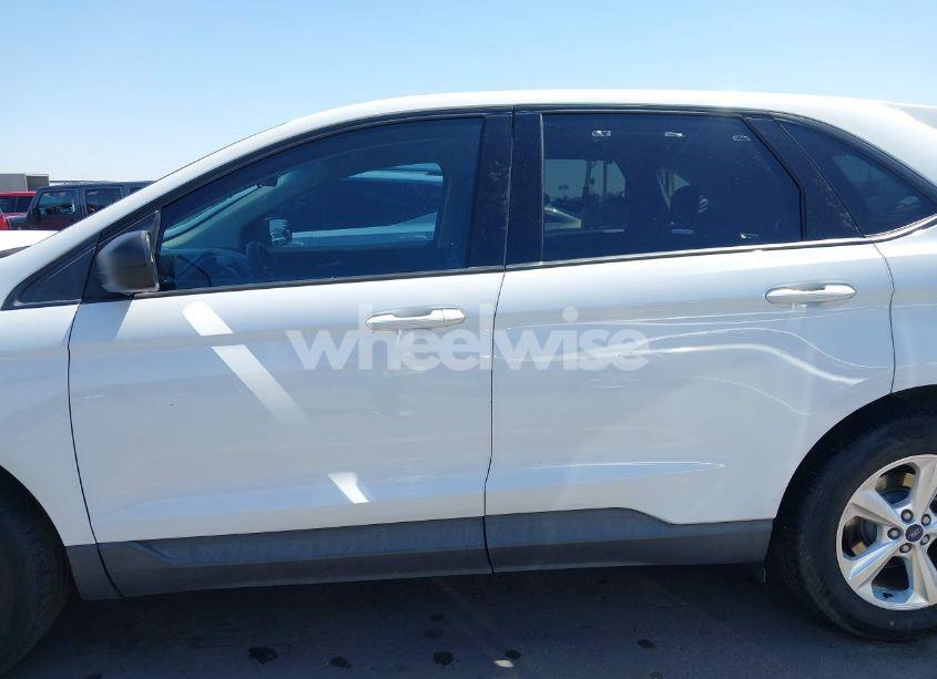 Photo 15 of 2016 Ford Edge SE (VIN 2FMPK3G93GBC52859)