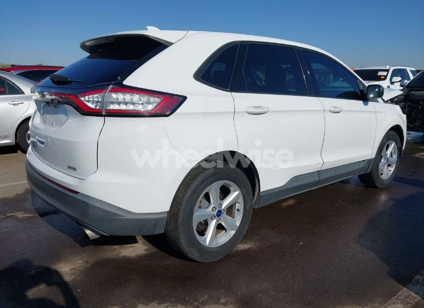 Photo 4 of 2016 Ford Edge SE (VIN 2FMPK3G93GBC52859)