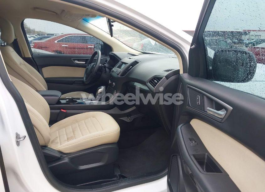 Photo 5 of 2017 Ford Edge SE (VIN 2FMPK3G93HBB36742)