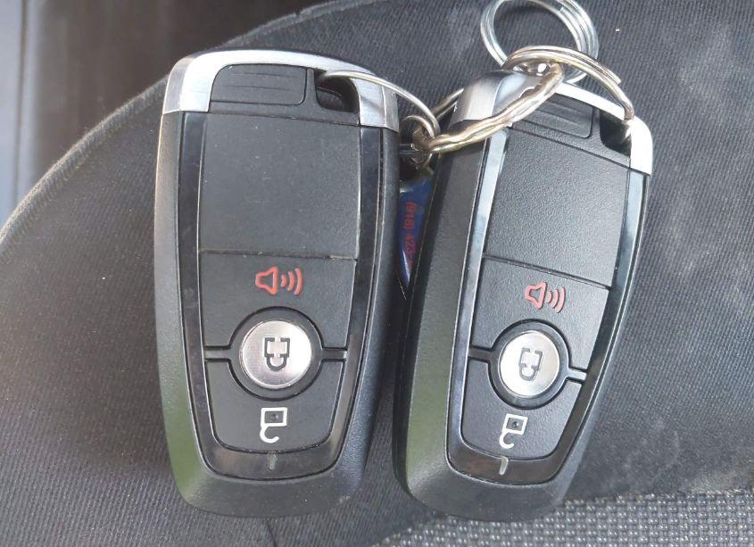 Photo 11 of 2017 Ford Edge SE (VIN 2FMPK3G93HBC54628)