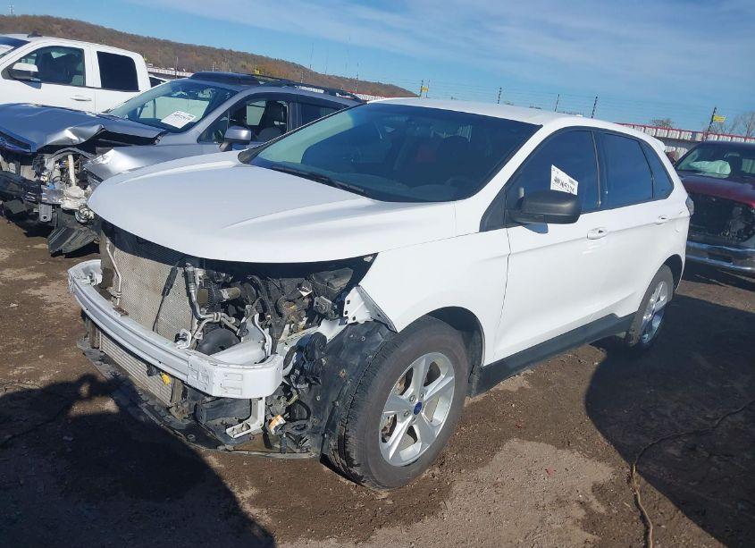 Photo 2 of 2017 Ford Edge SE (VIN 2FMPK3G93HBC54628)