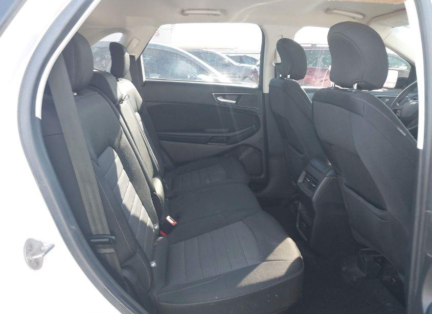 Photo 8 of 2017 Ford Edge SE (VIN 2FMPK3G93HBC54628)