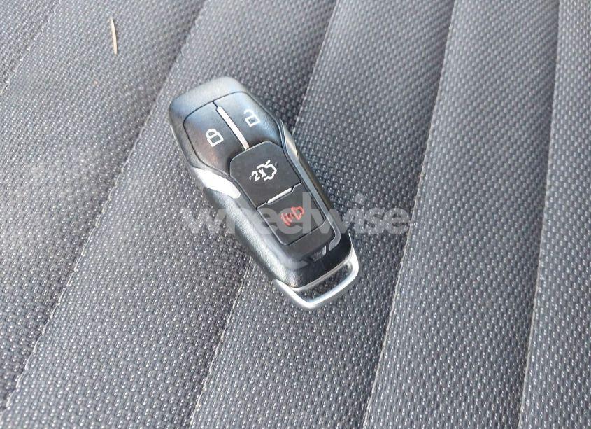 Photo 11 of 2016 Ford Edge SE (VIN 2FMPK3G94GBB84023)