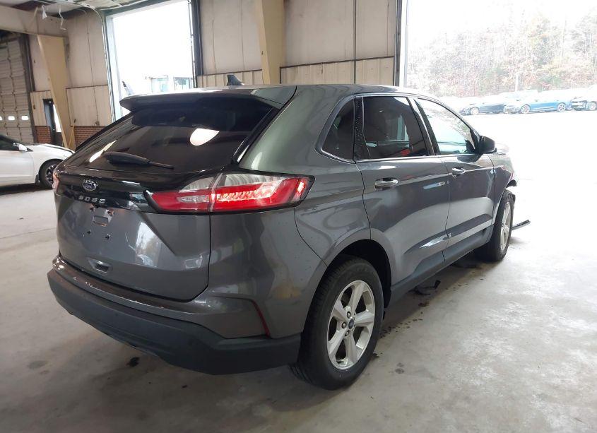 Photo 4 of 2021 Ford Edge SE (VIN 2FMPK3G94MBA05233)