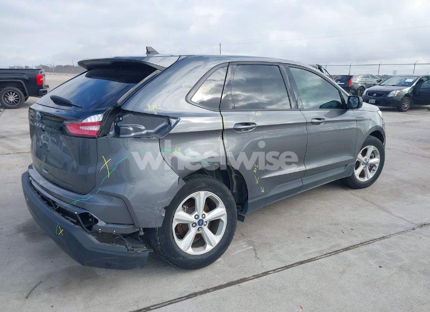 Photo 4 of 2021 Ford Edge SE (VIN 2FMPK3G94MBA14823)