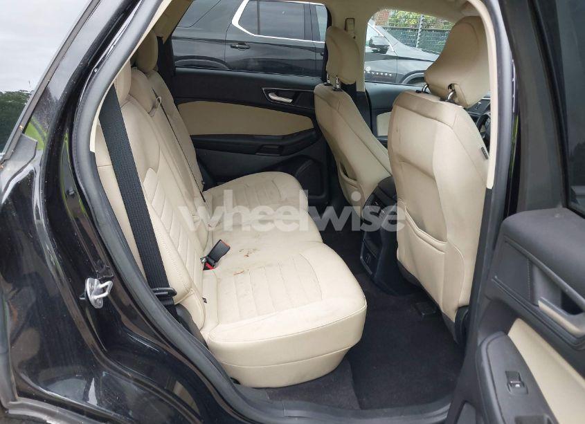 Photo 8 of 2019 Ford Edge SE (VIN 2FMPK3G95KBC24120)