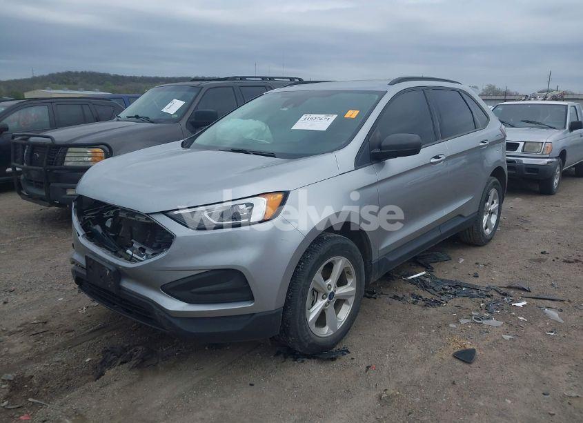 Photo 2 of 2020 Ford Edge SE (VIN 2FMPK3G95LBB23614)