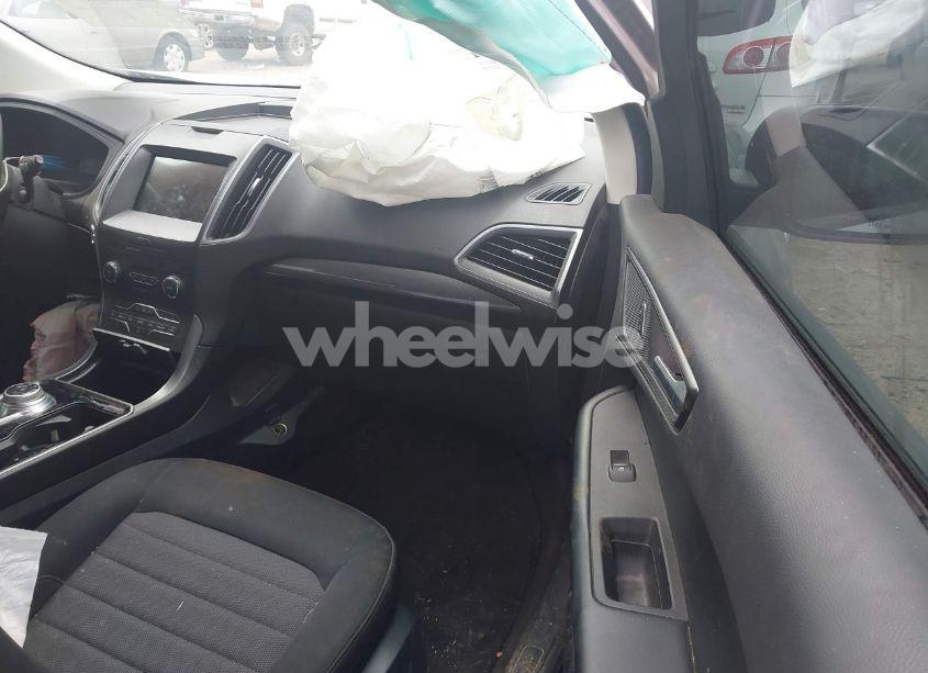 Photo 5 of 2020 Ford Edge SE (VIN 2FMPK3G95LBB23614)