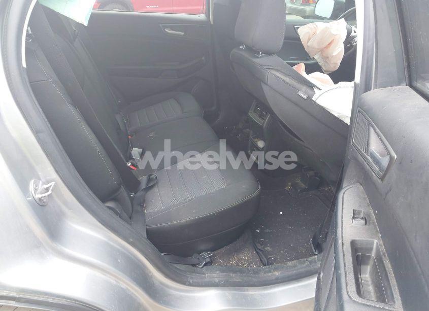 Photo 8 of 2020 Ford Edge SE (VIN 2FMPK3G95LBB23614)