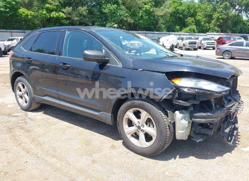 2020 Ford Edge SE (VIN 2FMPK3G95LBB57035) main photo